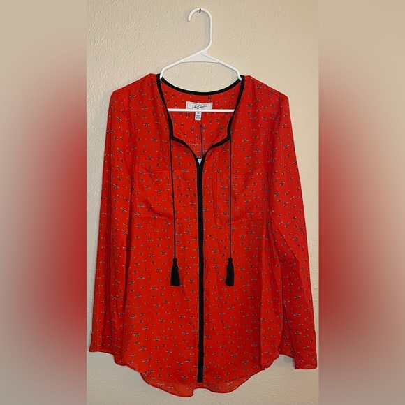 Libby Edelman NWT Red Blouse with Black Trim - Picture 3 of 6